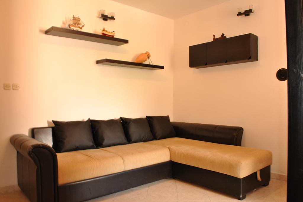 Old Town Uspon Apartment Pula Room photo